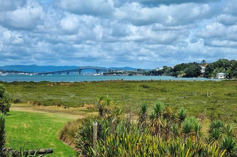 Photo of property in 2/42 Kawerau Avenue, Devonport, Auckland, 0624