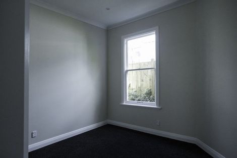 Photo of property in 40 Te Wharepouri Street, Berhampore, Wellington, 6023