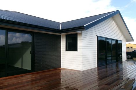 Photo of property in 93a Sandspit Road, Waiuku, 2123