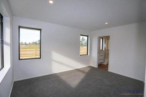 Photo of property in 8 Croydon Street, Woodend, 7610