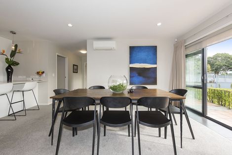 Photo of property in 2-3/270 Jervois Road, Herne Bay, Auckland, 1011