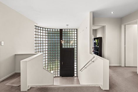 Photo of property in 2 Campbell Street, Havelock North, 4130