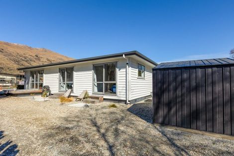 Photo of property in 43 Oxford Street, Kingston, Athol, 9793