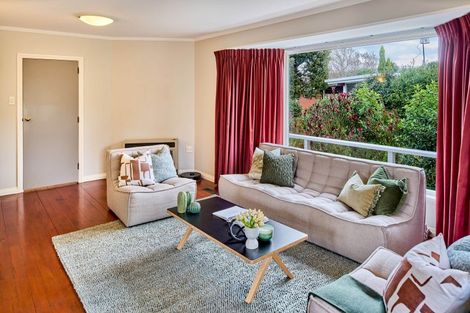 Photo of property in 32 Wai-iti Crescent, Woburn, Lower Hutt, 5010