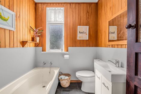 Photo of property in 15 Godwin Crescent, College Estate, Whanganui, 4500