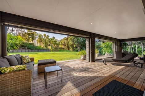 Photo of property in 875 Hibiscus Coast Highway, Waiwera, Orewa, 0994