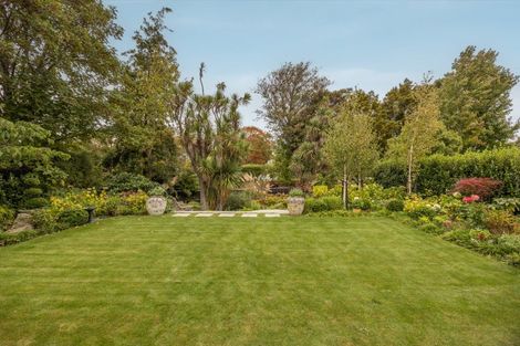 Photo of property in 16b Daresbury Lane, Fendalton, Christchurch, 8014