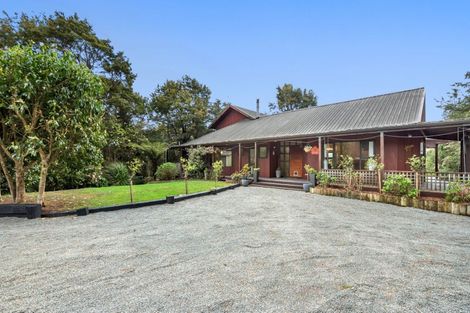 Photo of property in 3 Roseveare Grove, Te Marua, Upper Hutt, 5018
