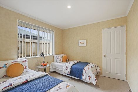 Photo of property in 1 Kirk Close, Rototuna, Hamilton, 3210