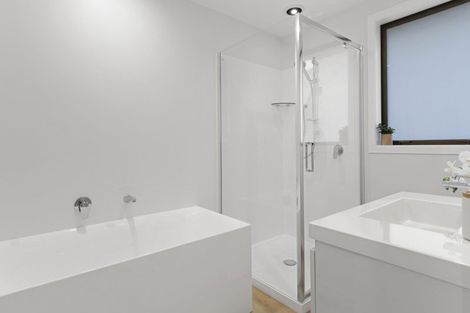 Photo of property in 17 Anglers Way, Omokoroa, 3114