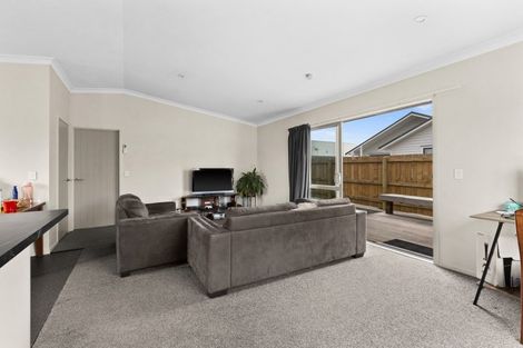 Photo of property in 1033a Hood Street, Mayfair, Hastings, 4122