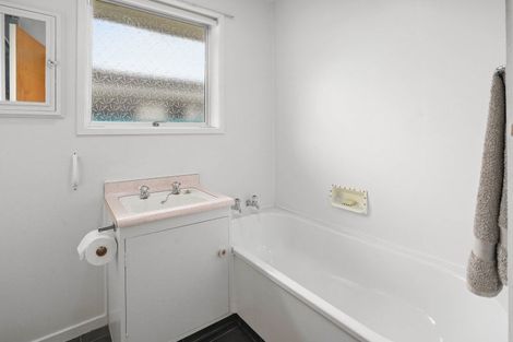 Photo of property in 2/5a Mules Street, Stoke, Nelson, 7011