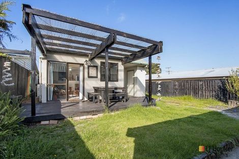 Photo of property in 47 Beach Road, Waihi Beach, 3611