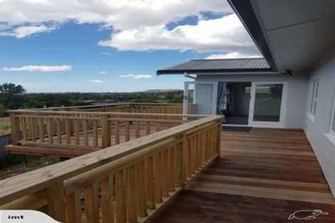 Photo of property in 14 Penny Lane, Silverstream, Upper Hutt, 5019