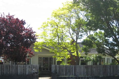 Photo of property in 61 North Parade, Richmond, Christchurch, 8013
