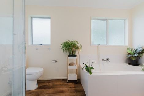 Photo of property in 18c Keeling Street, West End, Palmerston North, 4412