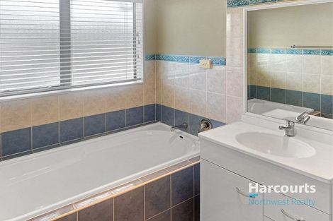 Photo of property in 4 Falcarragh Crescent, Flat Bush, Auckland, 2019