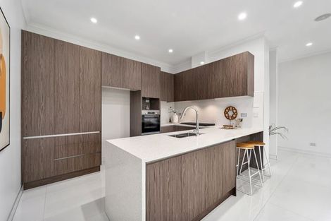 Photo of property in 36a Walker Road, Point Chevalier, Auckland, 1022