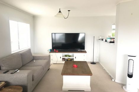 Photo of property in 2/117 Ridge Road, Howick, Auckland, 2014