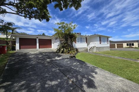Photo of property in 14 Yarrow Place, Papakowhai, Porirua, 5024
