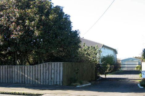 Photo of property in 411 High Street South, Carterton, 5713