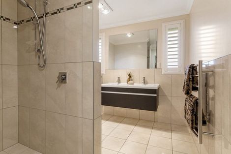 Photo of property in 28 Garvan Glen, Pyes Pa, Tauranga, 3112