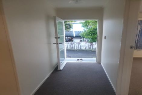 Photo of property in 98 Universal Drive, Henderson, Auckland, 0610