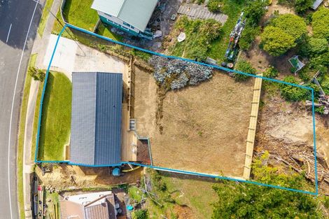 Photo of property in 62 Gloaming Hill, Titahi Bay, Porirua, 5022