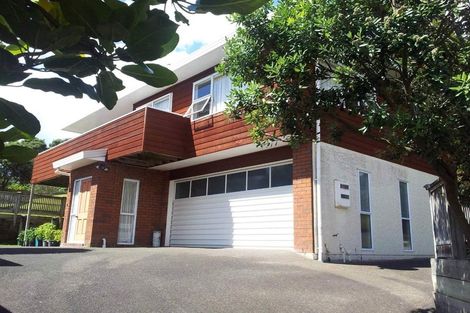 Photo of property in 2/18 Newhaven Terrace, Mairangi Bay, Auckland, 0630