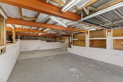 Photo of property in 9 Cockayne Crescent, Sunnynook, Auckland, 0620