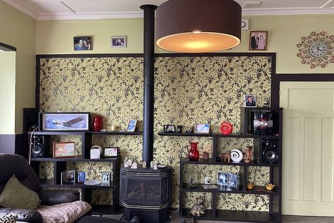 Photo of property in 11 Preston Street, Eltham, 4322