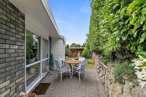 Photo of property in 26 Hoyte Place, Pukehangi, Rotorua, 3015