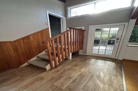 Photo of property in 223 Woodlands Park Road, Titirangi, Auckland, 0604