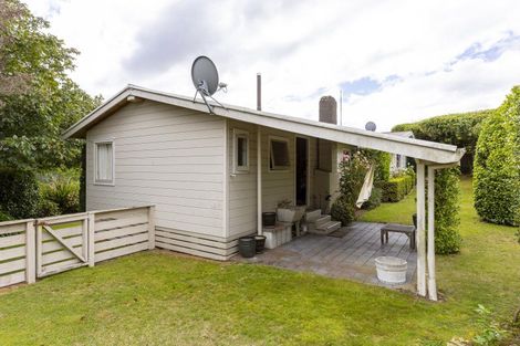 Photo of property in 16 Crowther Terrace, Waipahihi, Taupo, 3330