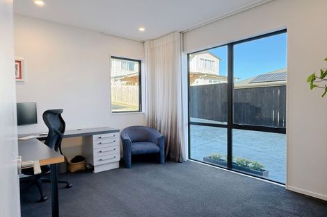 Photo of property in 7 Balthazar Road, Kumeu, 0810