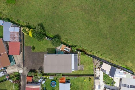 Photo of property in 18 Tawhara Place, Edgecumbe, 3120