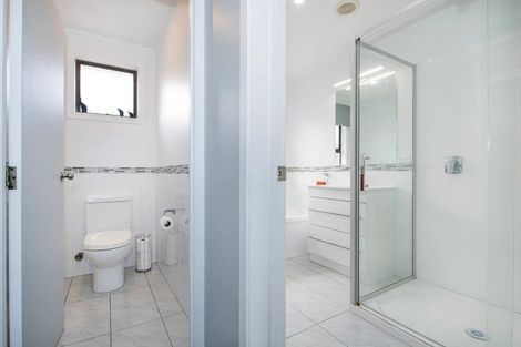 Photo of property in 35 Old Onerahi Road, Onerahi, Whangarei, 0110