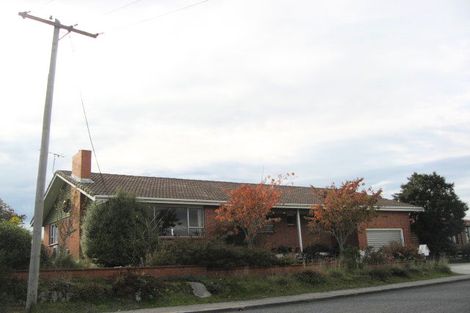 Photo of property in 1 Lowestoft Street, Balclutha, 9230