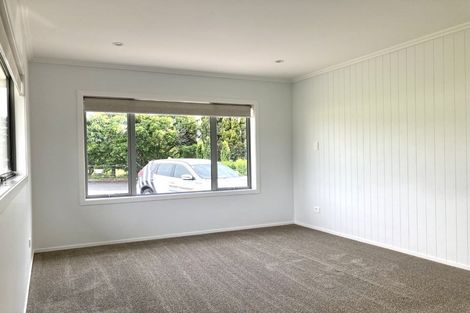 Photo of property in 395 Main Road, Huapai, Kumeu, 0810