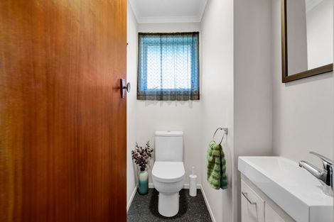 Photo of property in 78 Queens Road, Glen Avon, New Plymouth, 4312