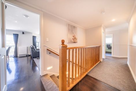 Photo of property in 11 Chastudon Place, Tawa, Wellington, 5028