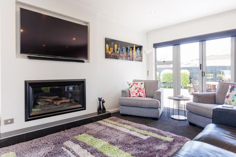 Photo of property in 3 Cheltenham Lane, Awapuni, Palmerston North, 4412
