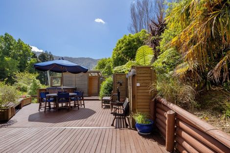 Photo of property in 5732 Kenepuru Road, Waitaria Bay, Picton, 7282