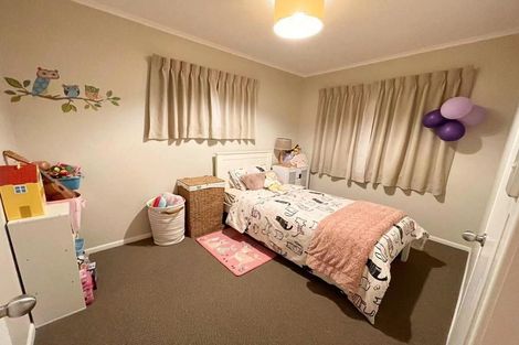 Photo of property in 101 Stanley Road, Glenfield, Auckland, 0629