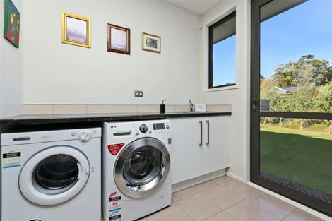 Photo of property in 4 Kempton Park Lane, Havelock North, 4130