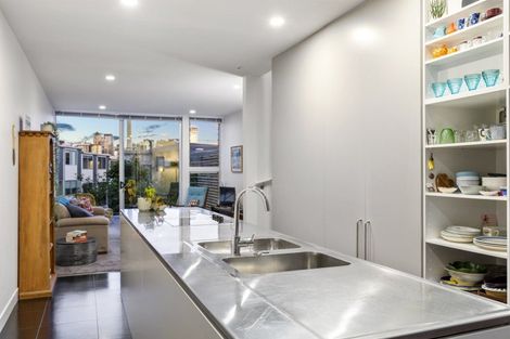 Photo of property in 20c Fisher-point Drive, Auckland Central, Auckland, 1010