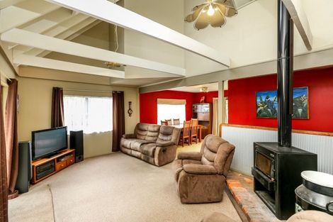 Photo of property in 6 Antonia Place, Bell Block, New Plymouth, 4312