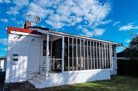 Photo of property in 45 Sunnynook Road, Forrest Hill, Auckland, 0620