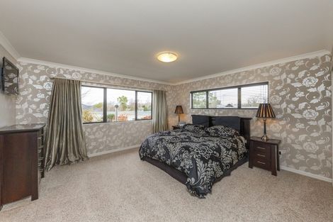 Photo of property in 33 Hardie Street, Hokowhitu, Palmerston North, 4410