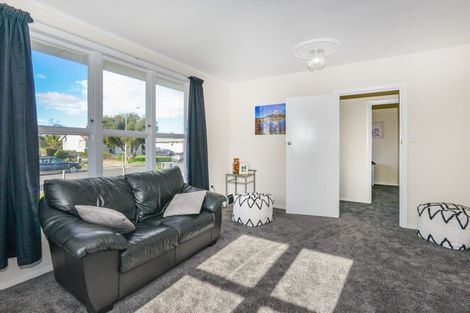 Photo of property in 19 Arbroath Avenue, Flaxmere, Hastings, 4120